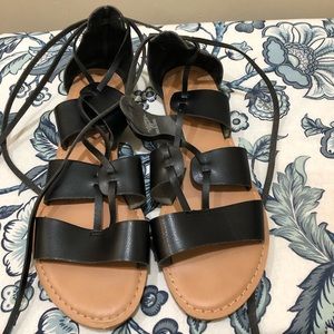 Old Navy Black Gladiator Sandals